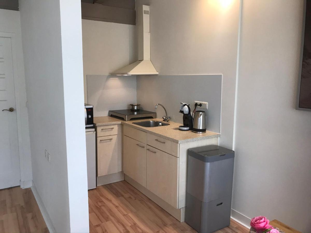 In De Gele Hoed Mooie Appartementen Met Fantastisch Uitzicht Zonnemaire Exterior foto
